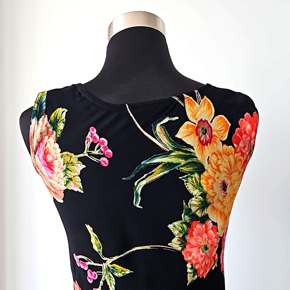 Floral sun dress - Picture 2 of 8